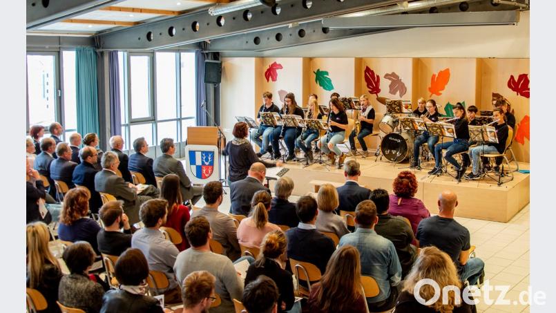 Die Bläserklasse der Dr.-Franz-Bogner-Mittelschule in Aktion. Bild: fpud