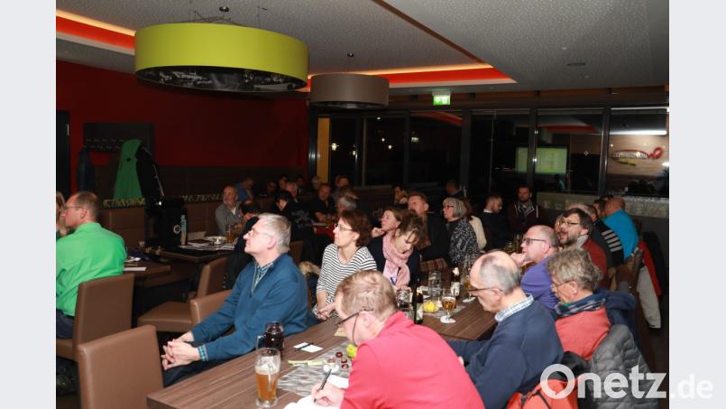 Die Vertreter der Vereine trafen sich in der Stadthalle, um die Termine der Veranstaltungen der nächsten Jahre abzustimmen. Bild: njn