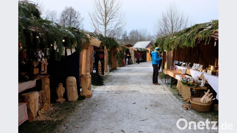 Der Weihnachtsmark im Aufbau. Bild: awo