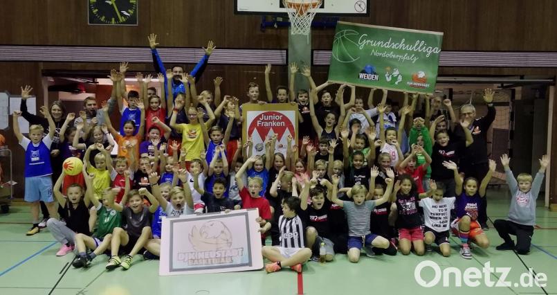 Begeisterter Basketballnachwuchs. Bild: exb