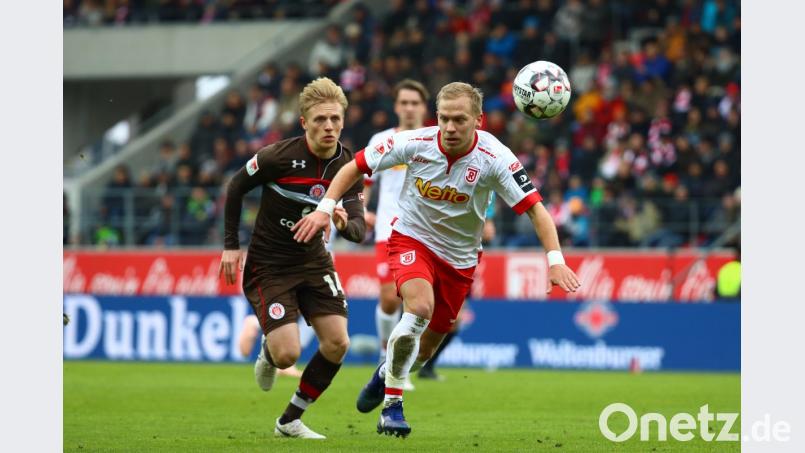 Alex Nandzik mit einem Antritt über links. Bild: Jahn Regensburg