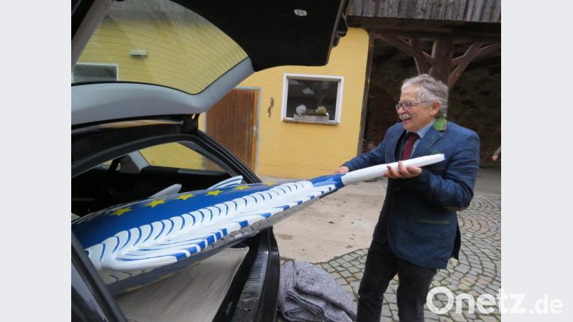 Ob er reinpasst? Man darf gespannt sein. Bild: ubb