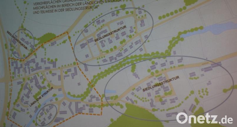 An der Staatsstraße herscht in Löschwitz ein ländliches Muster. Weiter hinten beginnt dann eine Siedlungsstruktur. Bild: rpp