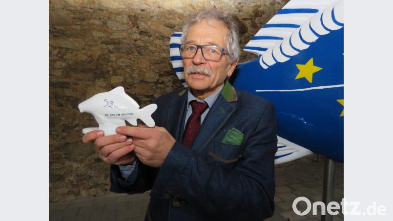 "We are the resolution" steht als ehrgeizige Botschaft auf der Miniatur. Bild: ubb