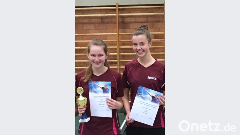 Die Klardorfer Spielerinnen Hanna Grabinger (links) und Lea Winkler (rechts). Bild: kga