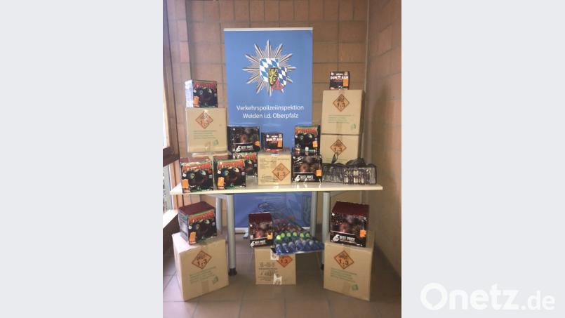 Die sichergestellte Pyrotechnik war für eine Silvesterfeier mit der kompletten Familie vorgesehen. Bild: Polizei