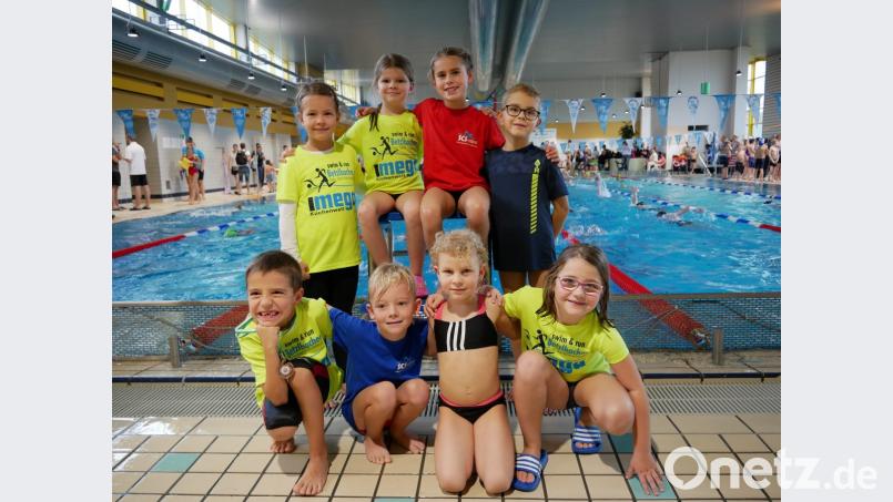 Mit zahlreichen Medaillen im Gepäck kehrten die Nachwuchsschwimmer aus Fürth zurück. Bild: tsr