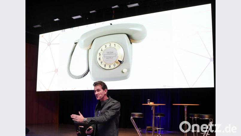 Peter Kreuz bei seinem Impulsvortrag. Bild: Wolfgang Steinbacher