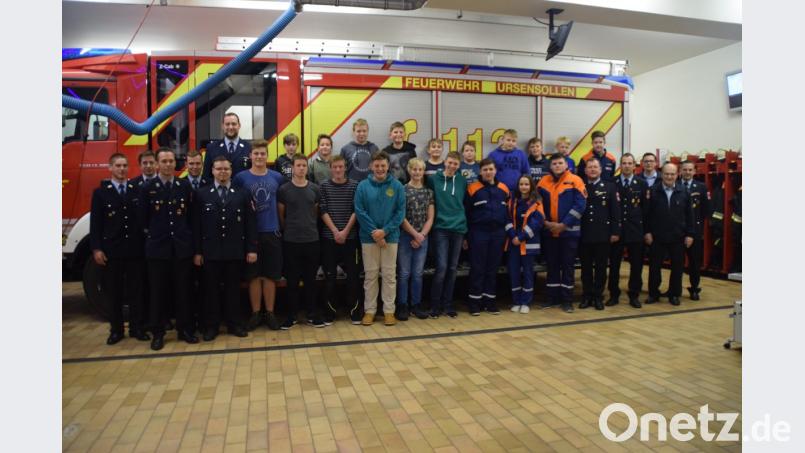 Sie sind der stolz der Gemeinde Ursensollen: 19 Mädchen und Buben haben sich kürzlich dem Wissenstest der Feuerwehren gestellt. Bild: Josef Graml