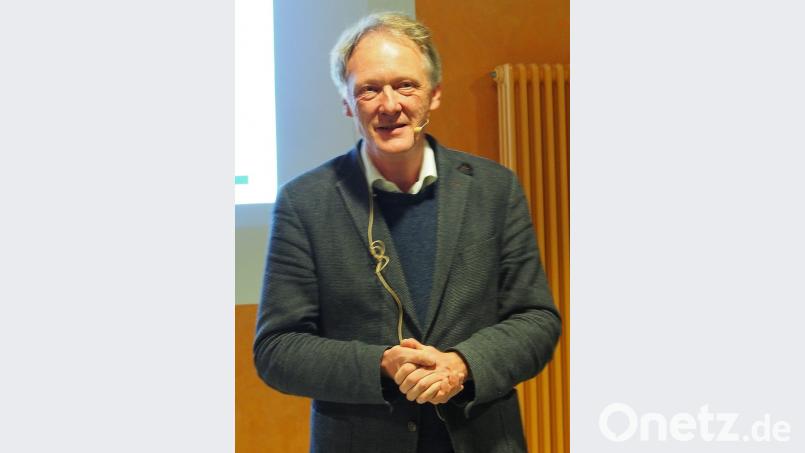 Professor Martin Schulze Wessel beeindruckt mit seiner tiefgehenden Analyse. Bild: Bühner