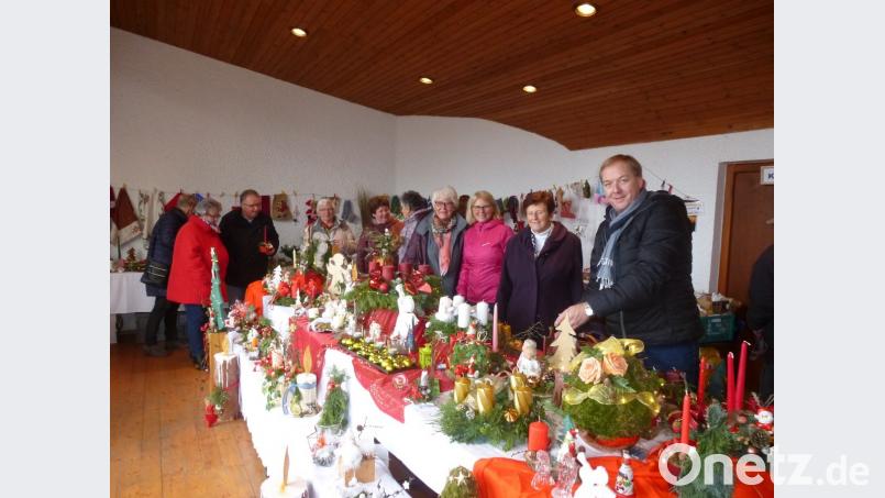 Beim Adventsbasar ist die Auswahl groß, Bild: bk