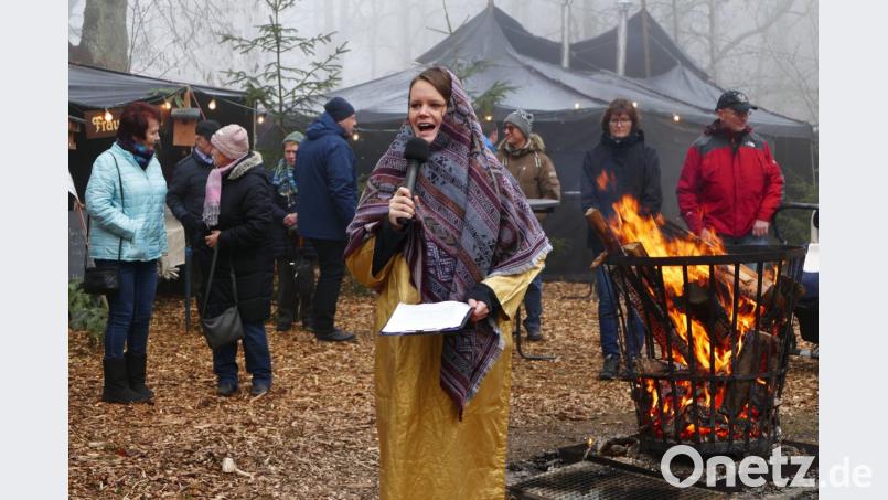 Mutter Anna eröffnete mit ihrem Prolog den Markt. Bild: wbe