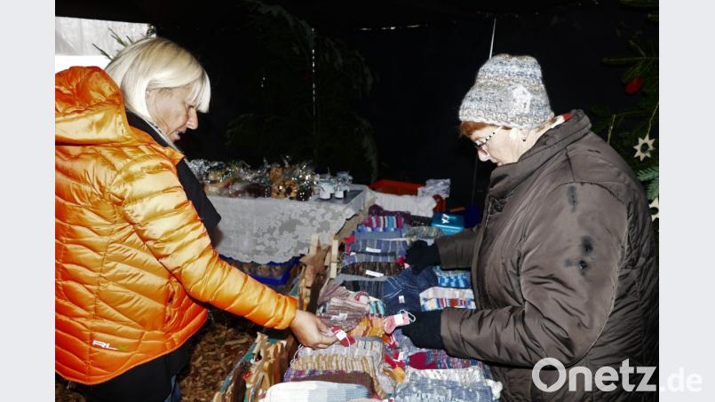 Viele Besucher kamen mit genauen Kaufvorstellungen und suchten gezielt aus. Bild: wbe