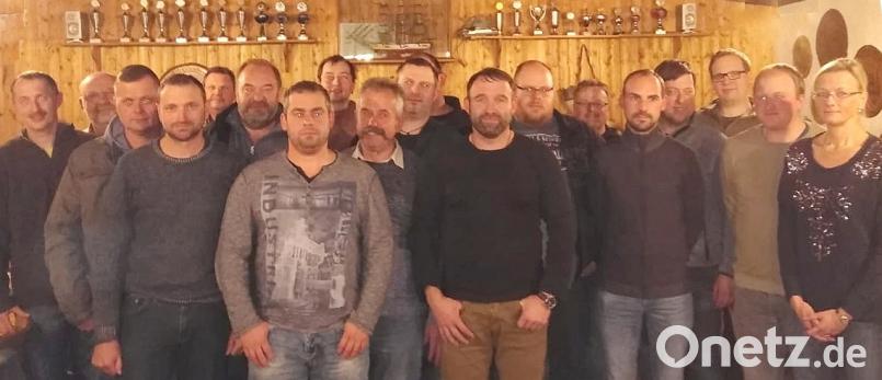 Die Teilnehmer des Böllerschützen-Lehrgangs nach ihrer erfolgreichen Prüfung. Bild: kdi