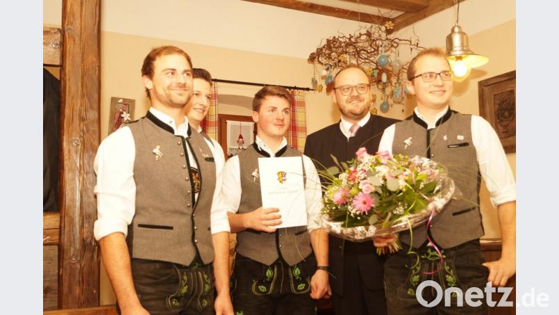 Die Schwarzenbacher Schenkelzinterer erhalten den Nachwuchsförderpreis Kultur. Bild: arw