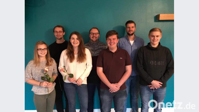 Die Mitglieder der KJG wählen bei ihrer Vollversammlung eine neue Pfarrleitung (von links): Jana Jungmann, Christian Brinster, Katharina Fellner, Simon Wittmann, Florian Kummer, Stefan Butschek und Dominik Lenz. Bild: u