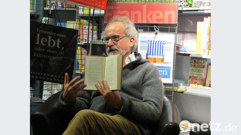 Nicht ohne Shakespeare : Beim Verlagsabend präsentiert Norbert Treuheit den &quot;ars-vivendi&quot;- Meilenstein und seine wechselvolle Geschichte. Bild: aks