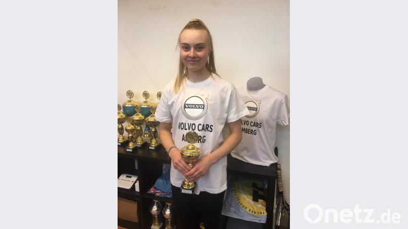 Erfolgreichste Ambergerin war Zoe Ruppert vom TC Schanzl, sie wurde im U-16-Turnier Dritte. Bild: TC Amberg am Schanzl/exb