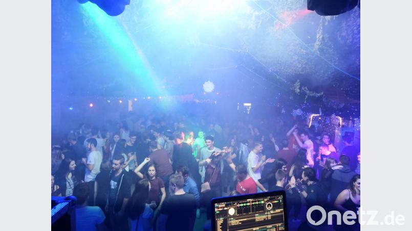 Über ihre erste Party „Winter Opening“ als Veranstalter freute sich die Gruppe ZSH Moosbach. Bild: gi