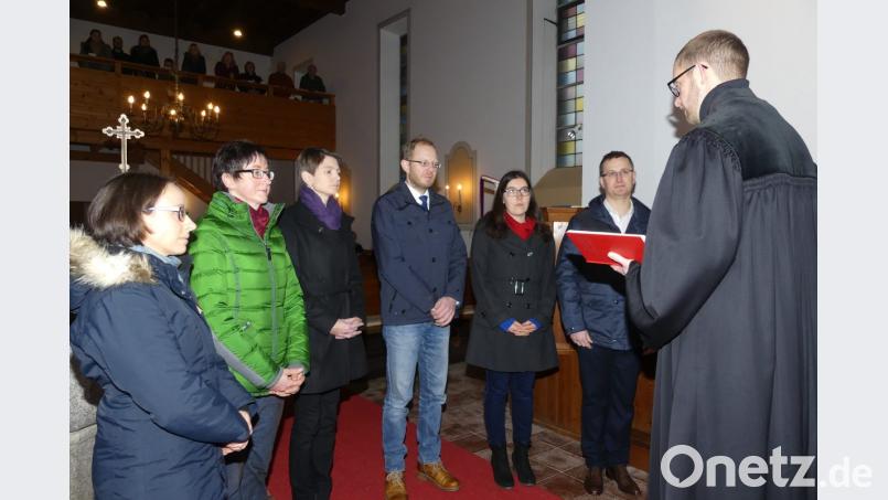 Die Kirchendemenreuther Kirchenvorsteher (von links): Saskia Ehmann, Elisabeth Strobel, Karin Hösl, Tobias Wieder, Johanna Wieder und Markus Imhof. Bild: ils