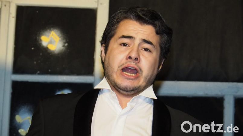 Der türkische Tenor Ibrahim Yesilay tritt beim Weidener Neujahrskonzert auf. Bild: fvo