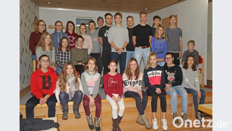 Die Theatergruppe "Theresienstadl" hat auch eine Nachwuchstruppe. Die probt derzeit intensiv für einen Auftritt am 16. Dezember im Helgert-Steinbruch. Bild: nm Bild: nm