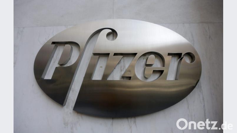 Der Pharmahersteller Pfizer ruft Antibabypillen zurück. Bild: EPA/ANDREW GOMBERT