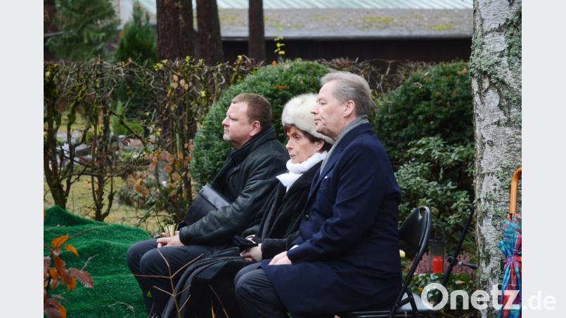 Sohn Georg und Ehefrau Anneliese trauern um Günter Zwack Bild: Gabi Schönberger