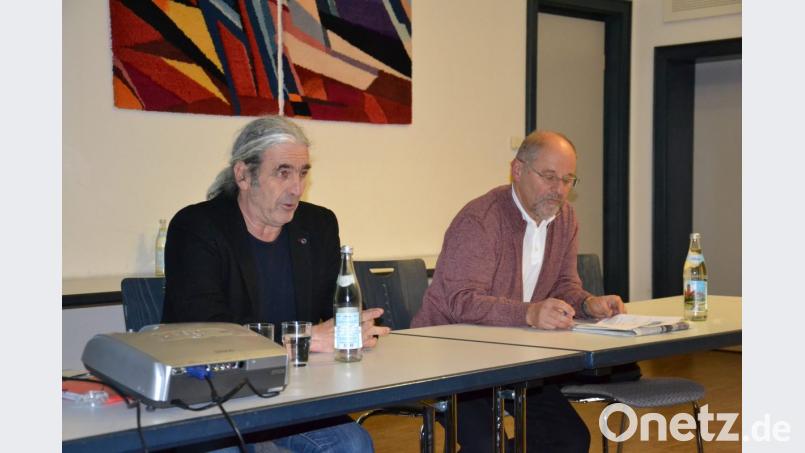 Karl Kopp, Leiter der Europa-Abteilung von Pro Asyl, und Jost Hess, Leiter des Arbeitskreises Asyl Weiden. Bild: Pausch, Alexander