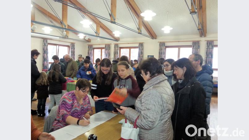 Ein großer Erfolg war der erste Basar des Büchereiteams St. Anna. Bild: exb