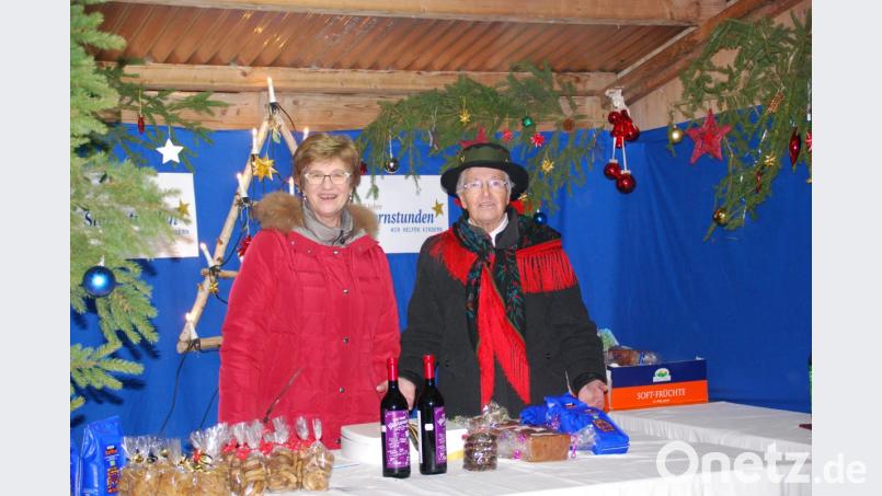 Der Katholische Frauenbund bot erfolgreich Produkte aus fairem Handel an. Bild: enz