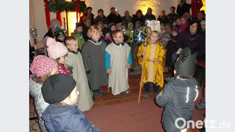 Bei den Aufführungen der Kinder wurde jedem warm ums Herz. Bild: aub