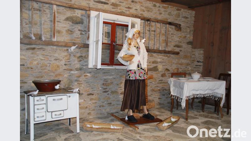 Aschenputtel in ihrer Küche war das neue Märchenbild. Bild: enz