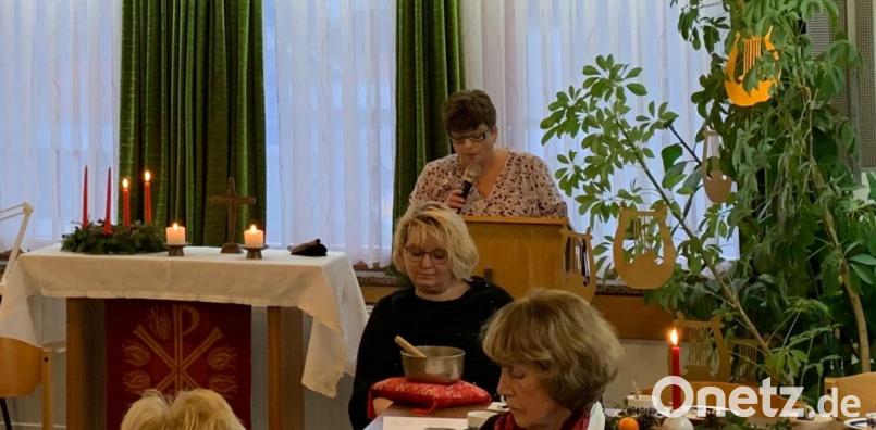 Der Adventsnachmittag der evang. Kirchengemeinden Krummennaab und Thumsenreuth mit Friedenfels im Krummennaaber Gemeindehaus. Bild: exb