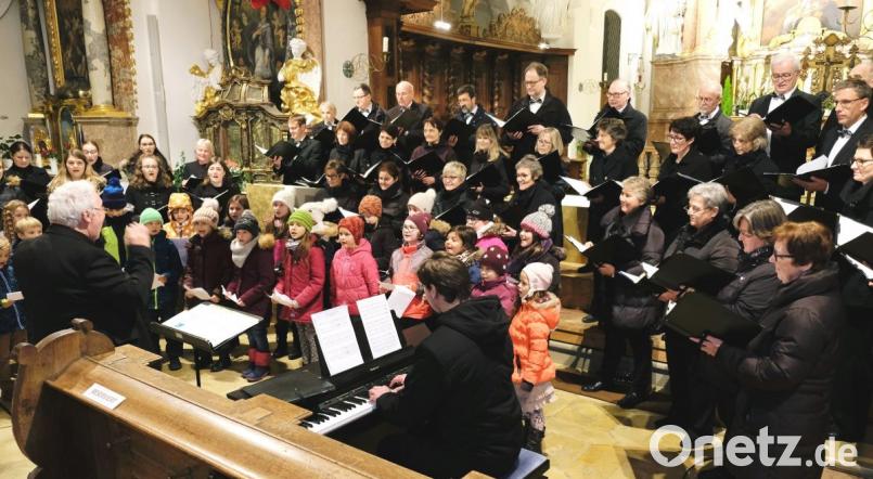 Mit einem spektakulären „Evensong“ klingt in Speinshart die „Große Erwartung“ aus. Bild: do