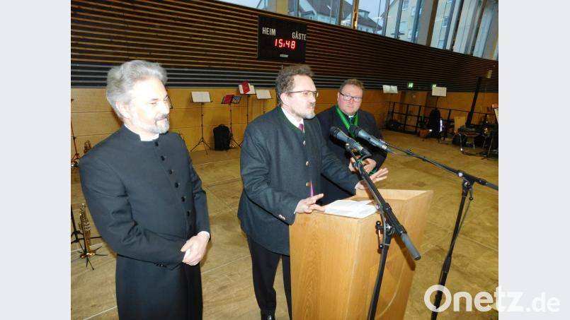 Ihre Gedanken zur Weihnachtszeit geben die Pfarrer Dirk Grafe, Micha Boerschmann uns Sven Grillmeier (von links) weiter. Bild: hai