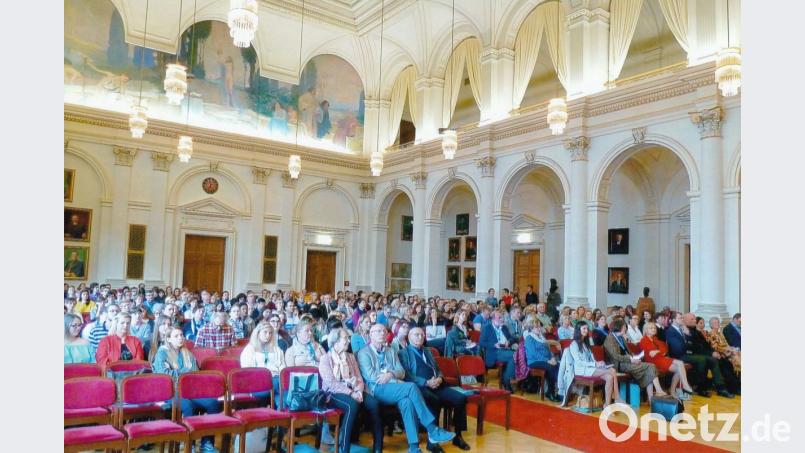 Der große Saal der Universität zu Graz spendete bei der Überreichung viel Applaus. Bild: exb