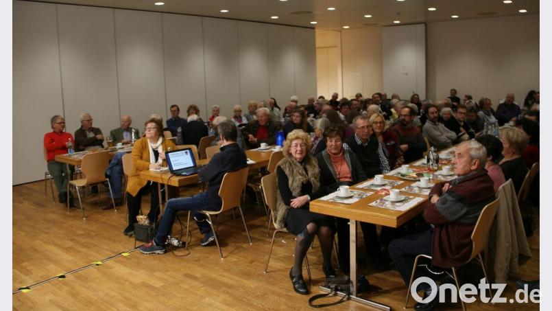 Die Lesung ist erneut gut besucht. Bild: wro