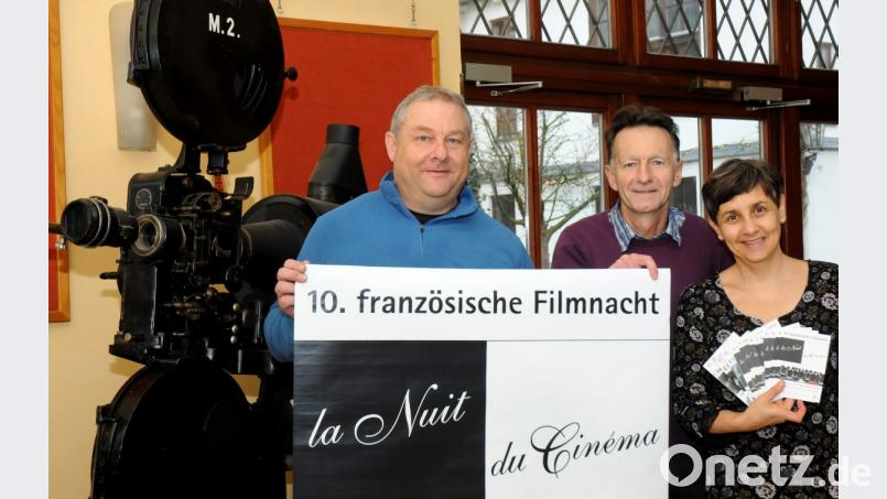 Pressekonferenz zur zehnten französischen Filmnacht (von links): Kulturvereinsvorsitzender Thomas Binder, zweiter Vorsitzender Eugen Burger und Freundeskreis-Vorsitzende Anne-Marie Brey. Bild: Stephan Huber