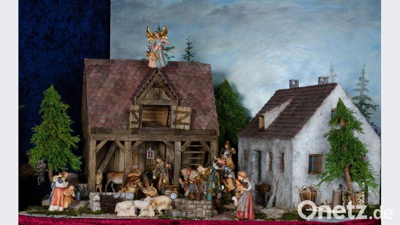 Die Geburt Jesu ist auch im oberpfälzischen Ambiente zu sehen. Bild: Josef Trummer/Krippenfreunde Vilseck