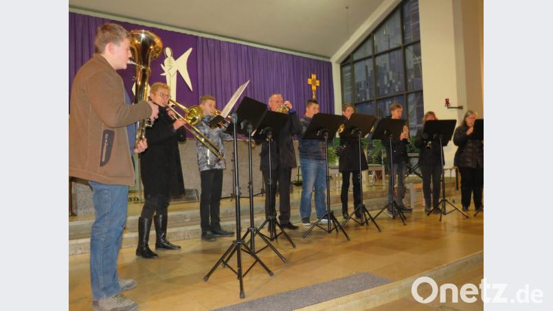 Die Bläsergruppe der Mittelschule Altenstadt. Bild: adj