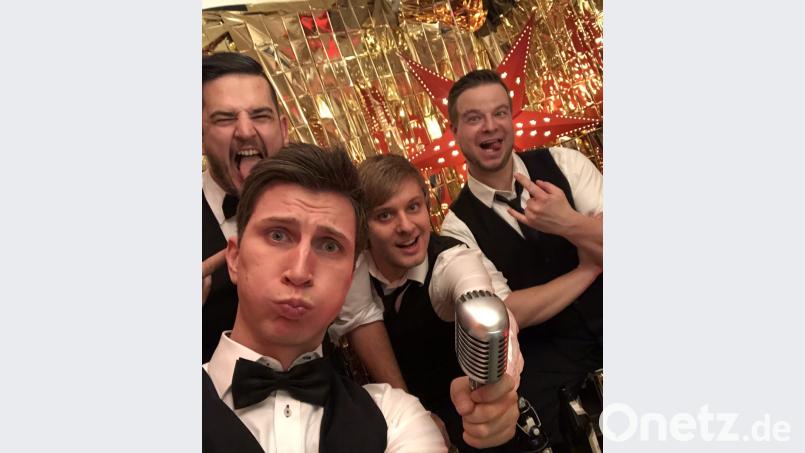 Spaß muss sein, auch im Advent – meinen die „Rotzlöffl“. Die vier Oberpfälzer texten Lieder aus dem Englischen um auf Bayerisch. Bild: exb/Rotzlöffl