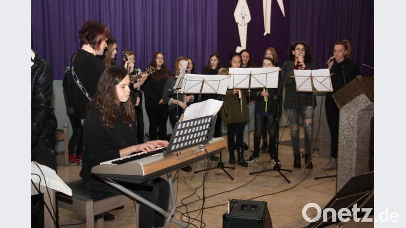 Die Schulband aus Stribro. Bild: adj