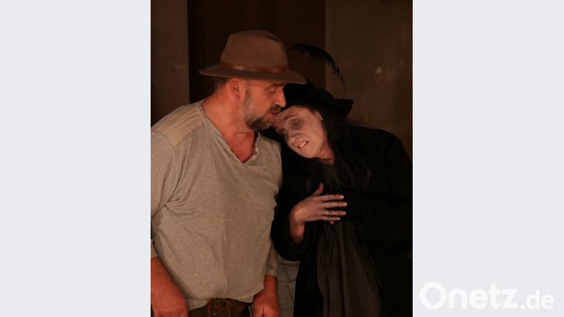 Maria Freundl und Hermann Fischer sind erneut als Boandlkramer und Kaspar auf der Bärnauer Freilichtbühne zu sehen. Bild: tr