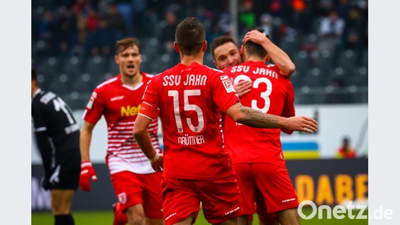 Zu früh gefreut: Adamyans Führungstreffer hat nur kurz Bestand. Bild: Jahn Regensburg