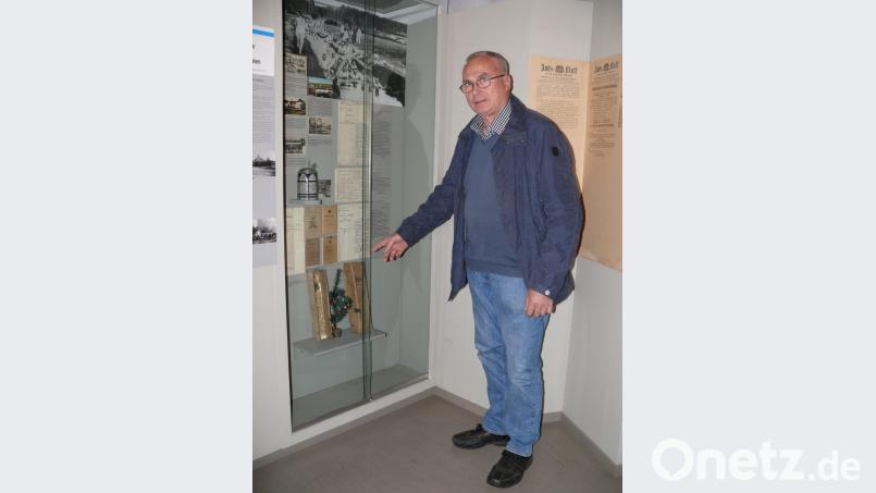 „Früher gab es die Bäumchen zu Tausenden, heute aber ist es eines von nur noch einer Handvoll existierenden weltweit“, berichtet Willi Buchfelder, Vorsitzender des Heimatvereins Grafenwöhr. Bild: abu
