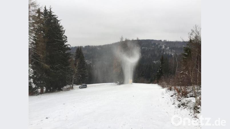 Schnee liegt zwar schon am Wurmstein, aber leider noch nicht genug, um Ski zu fahren. Bild: exb