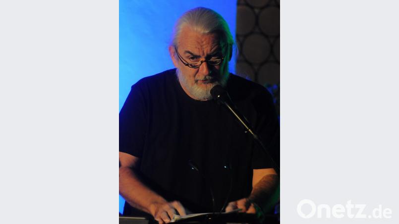 Andy Blaimer gibt an diesem Abend den Geschichtenerzähler. Bild: gf