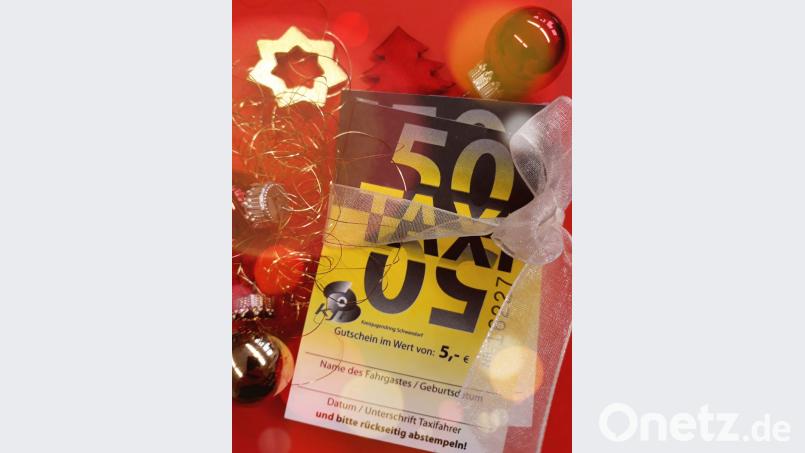 Von einem Taxi-Gutschein unterm Christbaum profitieren nicht nur die Jugendlichen. Das Angebot gibt auch den Eltern Sicherheit, wenn ihr Kind nachts unterwegs ist. Bild: exb