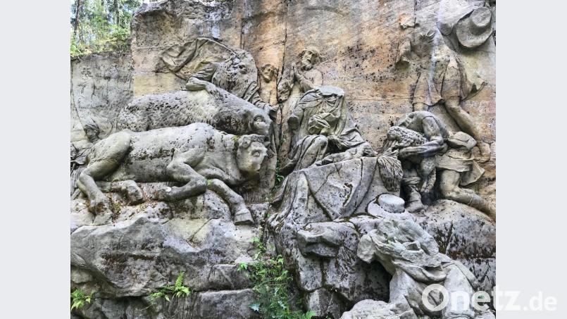 Bildhauer Matthias Bernhard Braun hat zwei Kilometer entfernt von Kuks in einem meterhohen Felsvorsprung das beste Werk des böhmischen Barock geschaffen. Bild: cr
